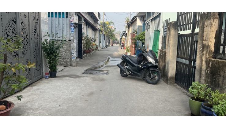 HẺM XE TẢI 6m, NHÀ MỚI ĐẸP RẺ GIÁ CHỈ 2.15 TỶ, TRỊNH THỊ MIẾNG HÓC MÔN